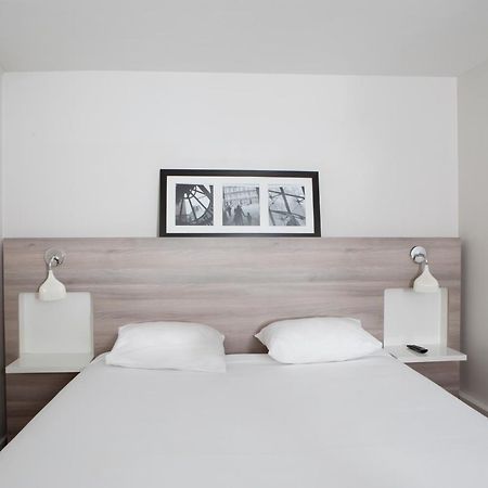 คีเรียด์ ปารีส เอส์ บัวส์ เดอ วินแซนส์ Hotel แซ็ง-มัวริซ ภายนอก รูปภาพ