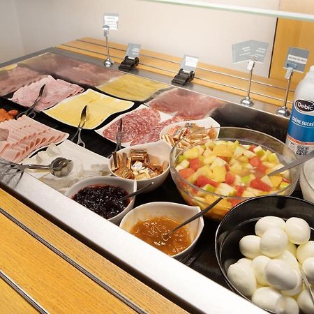 คีเรียด์ ปารีส เอส์ บัวส์ เดอ วินแซนส์ Hotel แซ็ง-มัวริซ ภายนอก รูปภาพ