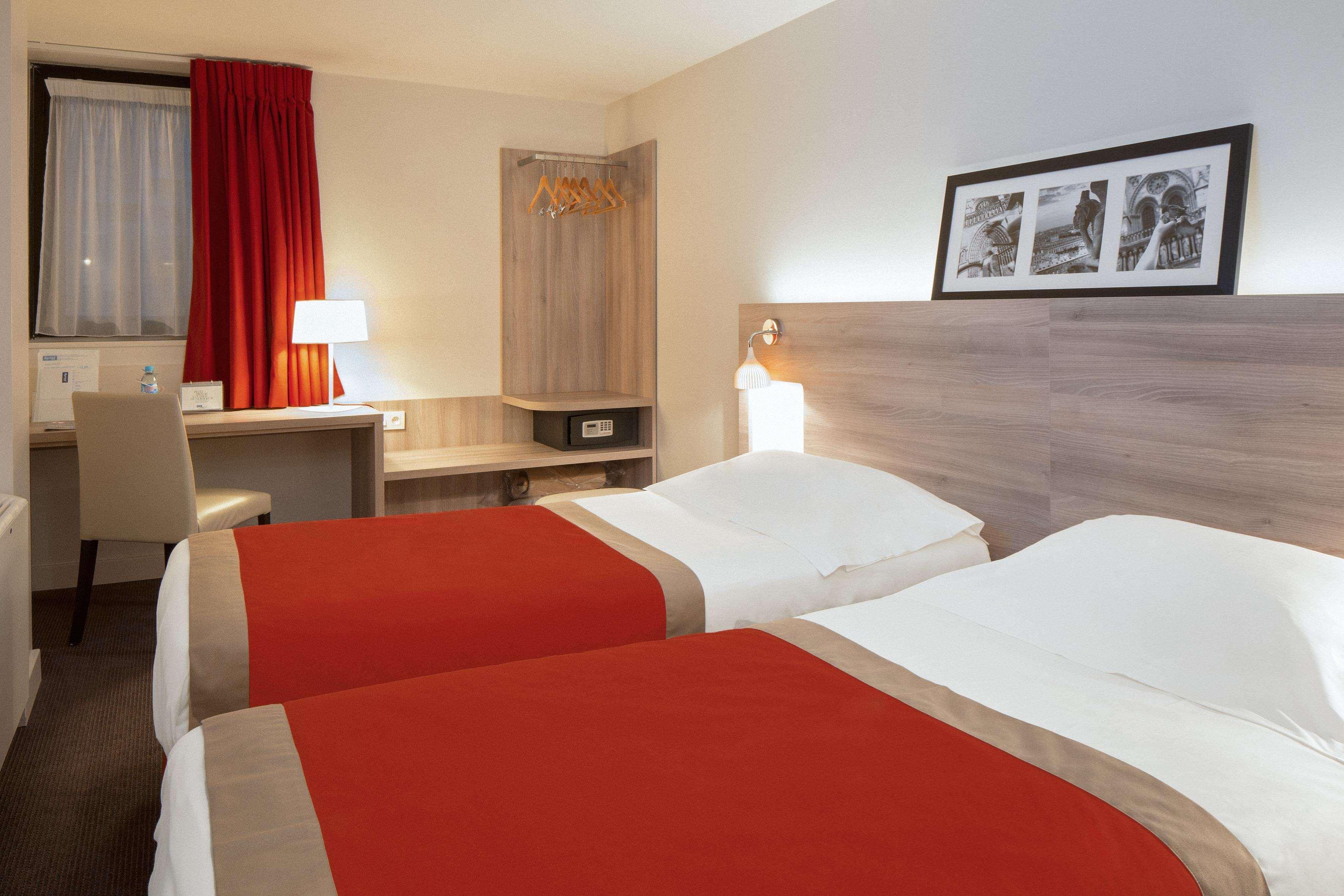 คีเรียด์ ปารีส เอส์ บัวส์ เดอ วินแซนส์ Hotel แซ็ง-มัวริซ ภายนอก รูปภาพ