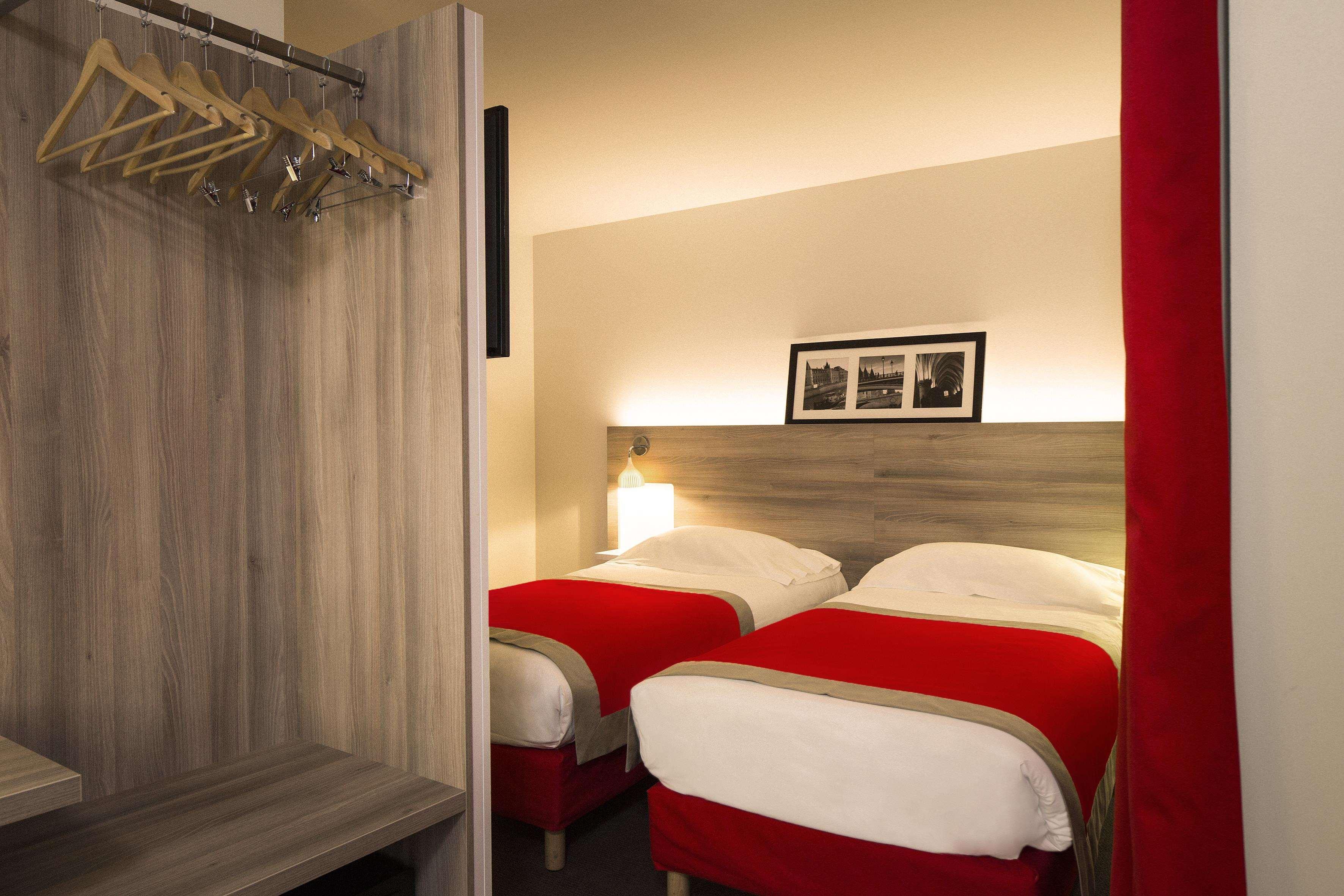 คีเรียด์ ปารีส เอส์ บัวส์ เดอ วินแซนส์ Hotel แซ็ง-มัวริซ ภายนอก รูปภาพ