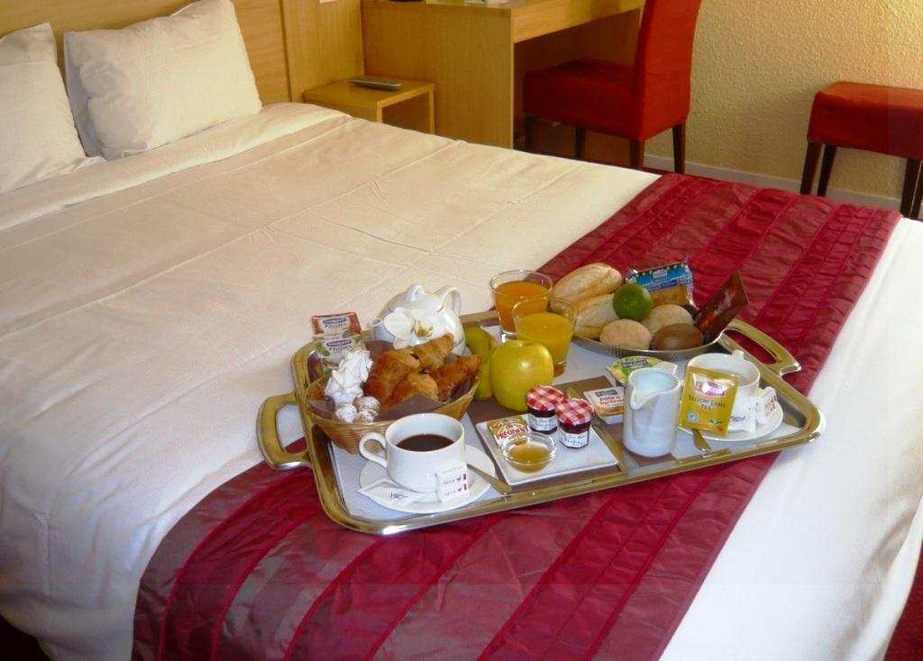คีเรียด์ ปารีส เอส์ บัวส์ เดอ วินแซนส์ Hotel แซ็ง-มัวริซ ห้อง รูปภาพ